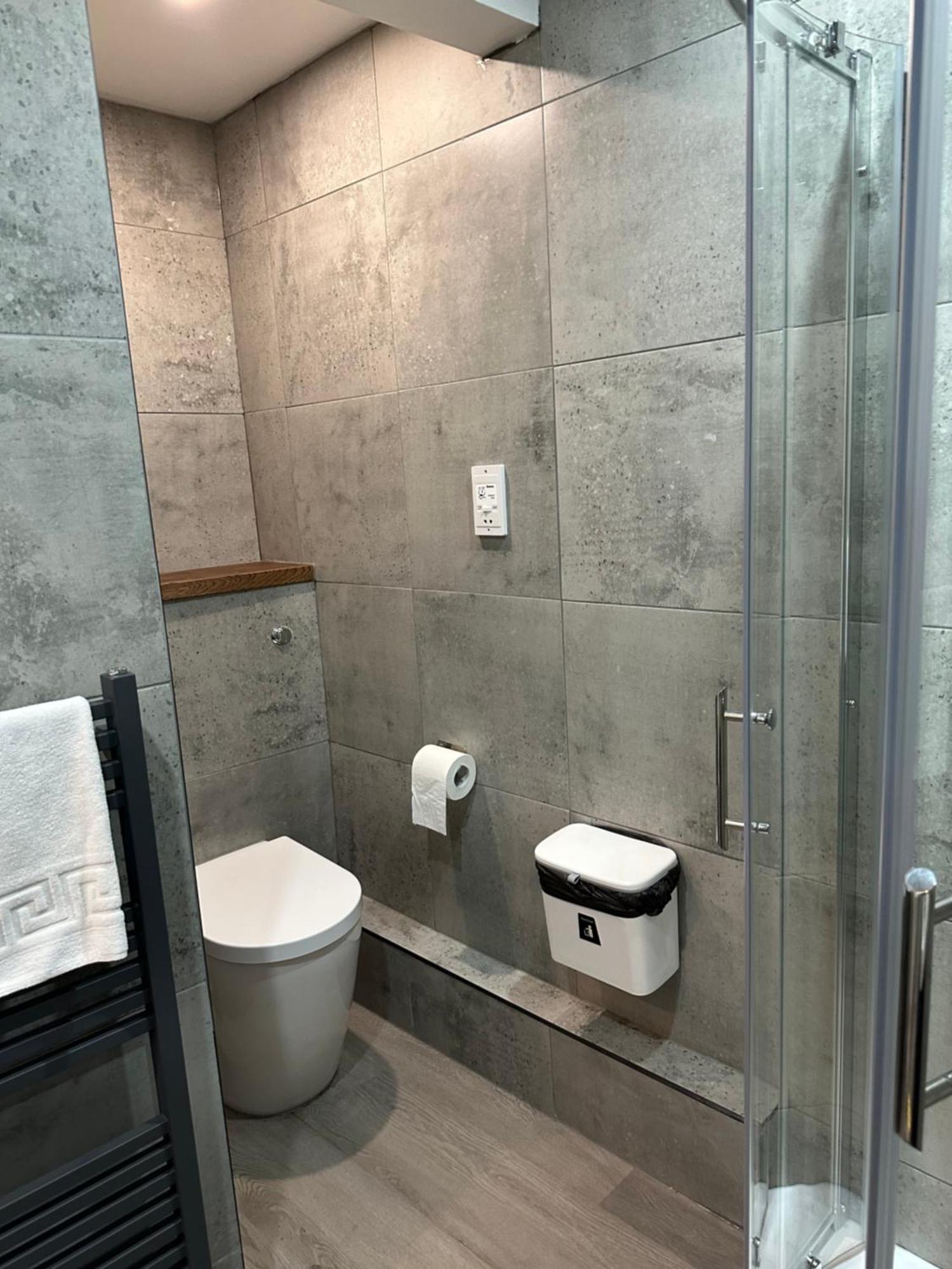 Two Bed Apartment Edinburgh Bagian luar foto
